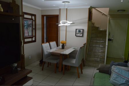 Apartamento à venda com 145m², 2 quartos e 2 vagasSala