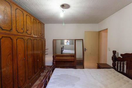 Casa à venda com 1m², 5 quartos e 2 vagas Casa à venda com 1m², 5 quartos e 2 vagasQuarto 2