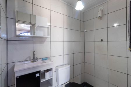 Casa à venda com 1m², 5 quartos e 2 vagas Casa à venda com 1m², 5 quartos e 2 vagasCasa 2 Banheiro da Suíte