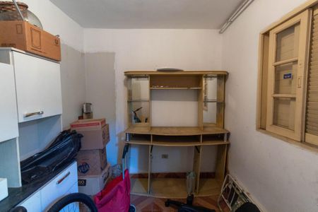 Casa à venda com 1m², 5 quartos e 2 vagas Casa à venda com 1m², 5 quartos e 2 vagasQuarto 3