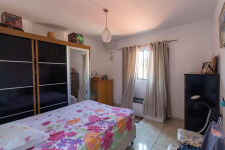 Casa à venda com 1m², 5 quartos e 2 vagas Casa à venda com 1m², 5 quartos e 2 vagasCasa 2 quarto