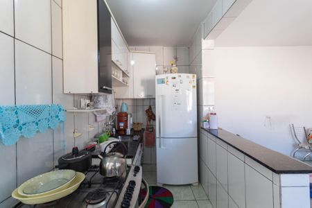 Casa à venda com 1m², 5 quartos e 2 vagas Casa à venda com 1m², 5 quartos e 2 vagasCasa 2 Cozinha