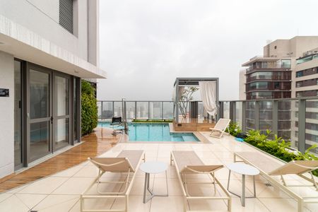 Apartamento à venda com 158m², 3 quartos e 3 vagasÁrea comum - Piscina