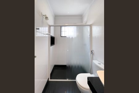 Casa à venda com 180m², 3 quartos e 2 vagas Casa à venda com 180m², 3 quartos e 2 vagasBanheiro Social