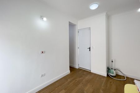 Casa à venda com 180m², 3 quartos e 2 vagas Casa à venda com 180m², 3 quartos e 2 vagasQuarto 2