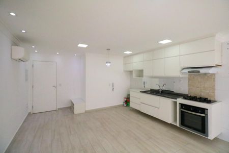 Apartamento à venda com 60m², 2 quartos e 1 vagaSala/Cozinha