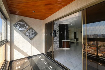 Apartamento para alugar com 184m², 4 quartos e 3 vagas Apartamento para alugar com 184m², 4 quartos e 3 vagasVaranda da Sala