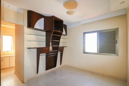 Apartamento para alugar com 184m², 4 quartos e 3 vagas Apartamento para alugar com 184m², 4 quartos e 3 vagasSuíte 3