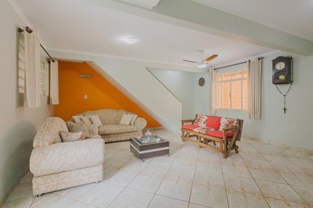 Casa à venda com 350m², 3 quartos e 8 vagasSala 2