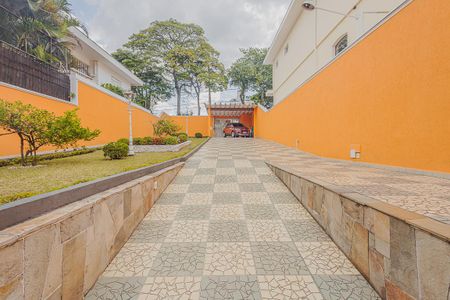 Casa à venda com 350m², 3 quartos e 8 vagasJardim