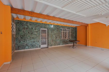 Casa à venda com 350m², 3 quartos e 8 vagasGaragem