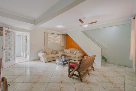 Casa à venda com 350m², 3 quartos e 8 vagasSala 2