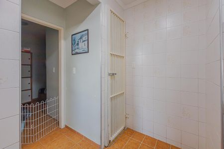 Casa à venda com 350m², 3 quartos e 8 vagasÁrea de Serviço