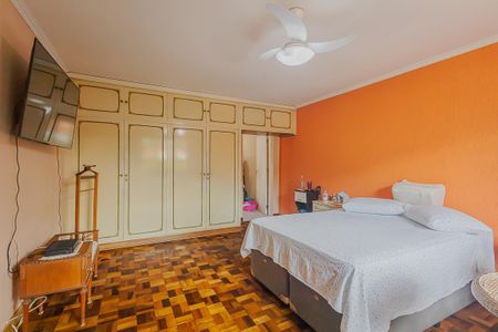 Casa à venda com 350m², 3 quartos e 8 vagasSuíte 2