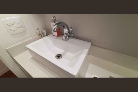 Apartamento à venda com 44m², 2 quartos e 1 vagaBanheiro