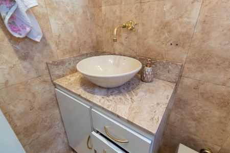 Casa à venda com 400m², 4 quartos e 3 vagasLavabo 1