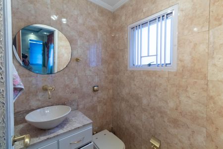 Casa à venda com 400m², 4 quartos e 3 vagasLavabo 1