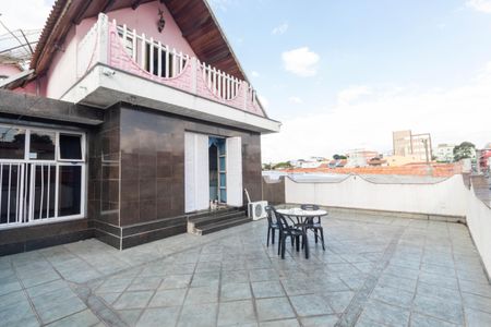 Casa à venda com 400m², 4 quartos e 3 vagasVaranda