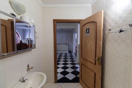 Casa à venda com 400m², 4 quartos e 3 vagasBanheiro - Salão de festas