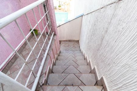 Casa à venda com 400m², 4 quartos e 3 vagasEscada