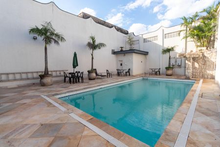 Casa à venda com 400m², 4 quartos e 3 vagasÁrea comum - Piscina