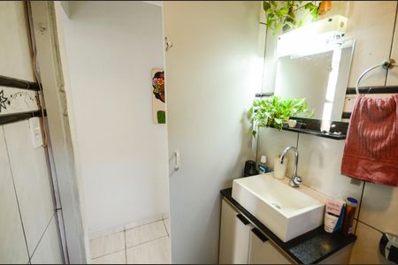 Apartamento à venda com 60m², 2 quartos e 1 vaga Apartamento à venda com 60m², 2 quartos e 1 vagaBanheiro