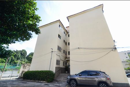 Apartamento à venda com 60m², 2 quartos e 1 vaga Apartamento à venda com 60m², 2 quartos e 1 vagaFachada do bloco