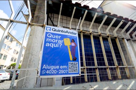Apartamento à venda com 60m², 2 quartos e 1 vaga Apartamento à venda com 60m², 2 quartos e 1 vagaPlaca