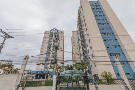 Apartamento para alugar com 52m², 2 quartos e 1 vaga Apartamento para alugar com 52m², 2 quartos e 1 vagaFachada