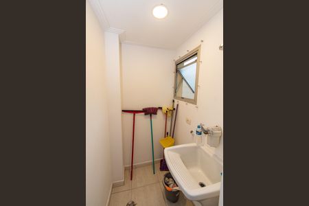 Apartamento à venda com 117m², 3 quartos e 1 vagaÁrea de serviço