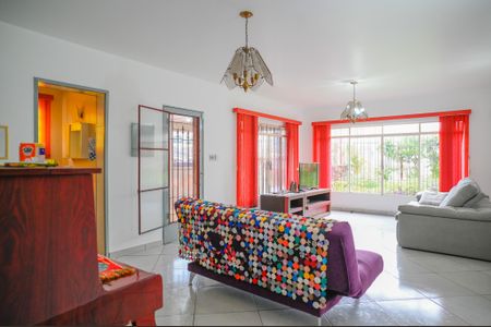 Casa à venda com 350m², 3 quartos e 3 vagasSala 1