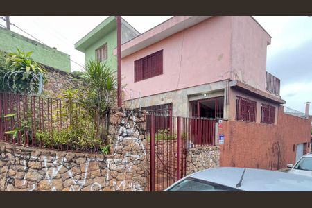 Casa à venda com 350m², 3 quartos e 3 vagasFachada