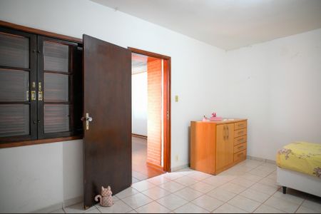 Casa à venda com 350m², 3 quartos e 3 vagasQuarto 3 - Suite