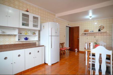 Casa à venda com 350m², 3 quartos e 3 vagasCozinha