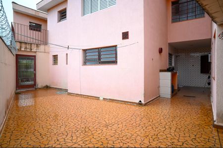 Casa à venda com 350m², 3 quartos e 3 vagasQuintal