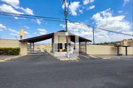 Apartamento para alugar com 57m², 2 quartos e 1 vagaFachada do Condomínio