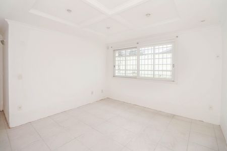 Casa à venda com 268m², 5 quartos e 3 vagas Casa à venda com 268m², 5 quartos e 3 vagasQuarto 4