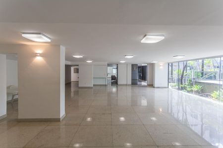 Apartamento à venda com 250m², 4 quartos e 4 vagasÁrea comum - Salão de festas