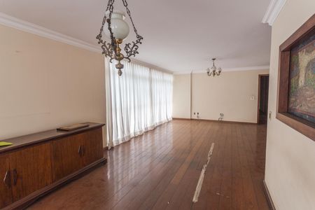 Apartamento à venda com 250m², 4 quartos e 4 vagasSala 2