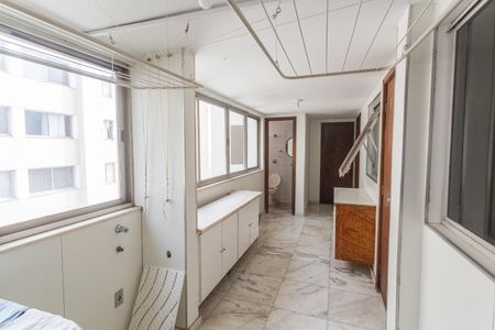 Apartamento à venda com 250m², 4 quartos e 4 vagasÁrea de Serviço
