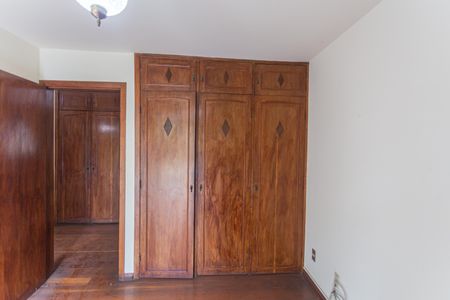 Apartamento à venda com 250m², 4 quartos e 4 vagasArmário do Quarto 4