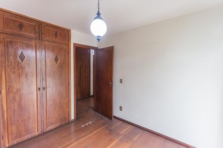 Apartamento à venda com 250m², 4 quartos e 4 vagasQuarto 3