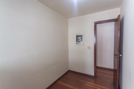 Apartamento à venda com 250m², 4 quartos e 4 vagasQuarto 5