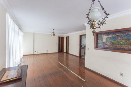 Apartamento à venda com 250m², 4 quartos e 4 vagasSala 2