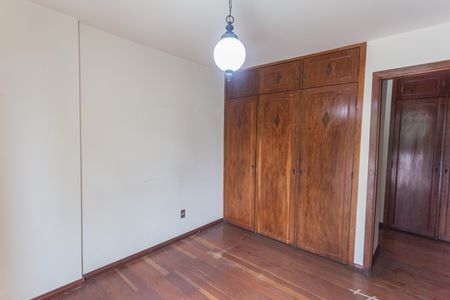 Apartamento à venda com 250m², 4 quartos e 4 vagasQuarto 3