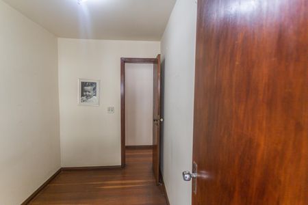 Apartamento à venda com 250m², 4 quartos e 4 vagasQuarto 5