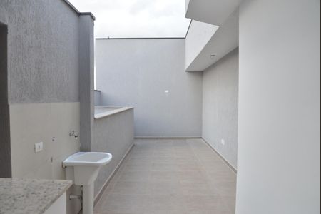 Apartamento à venda com 94m², 2 quartos e 1 vagaÁrea de Serviço