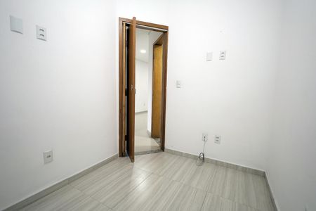 Apartamento para alugar com 37m², 2 quartos e 1 vagaQuarto 2