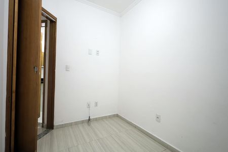 Apartamento para alugar com 37m², 2 quartos e 1 vagaQuarto 2