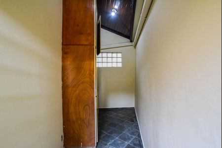 Casa para alugar com 130m², 3 quartos e 8 vagasDespensa
